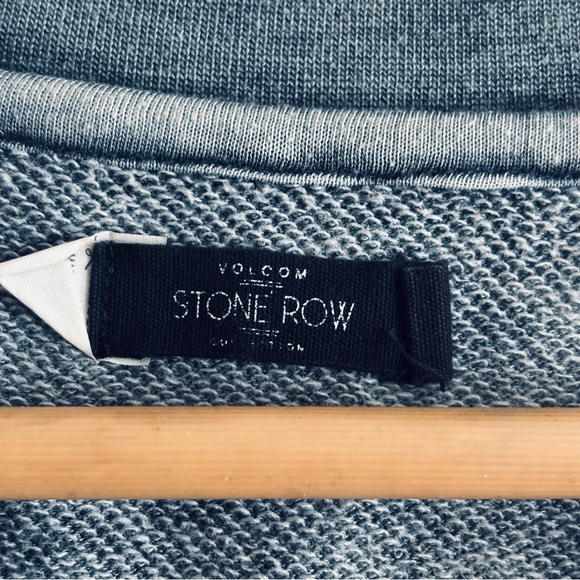 Vintage look Graphic Cropped Sweatshirt size M - Picture 4 of 6